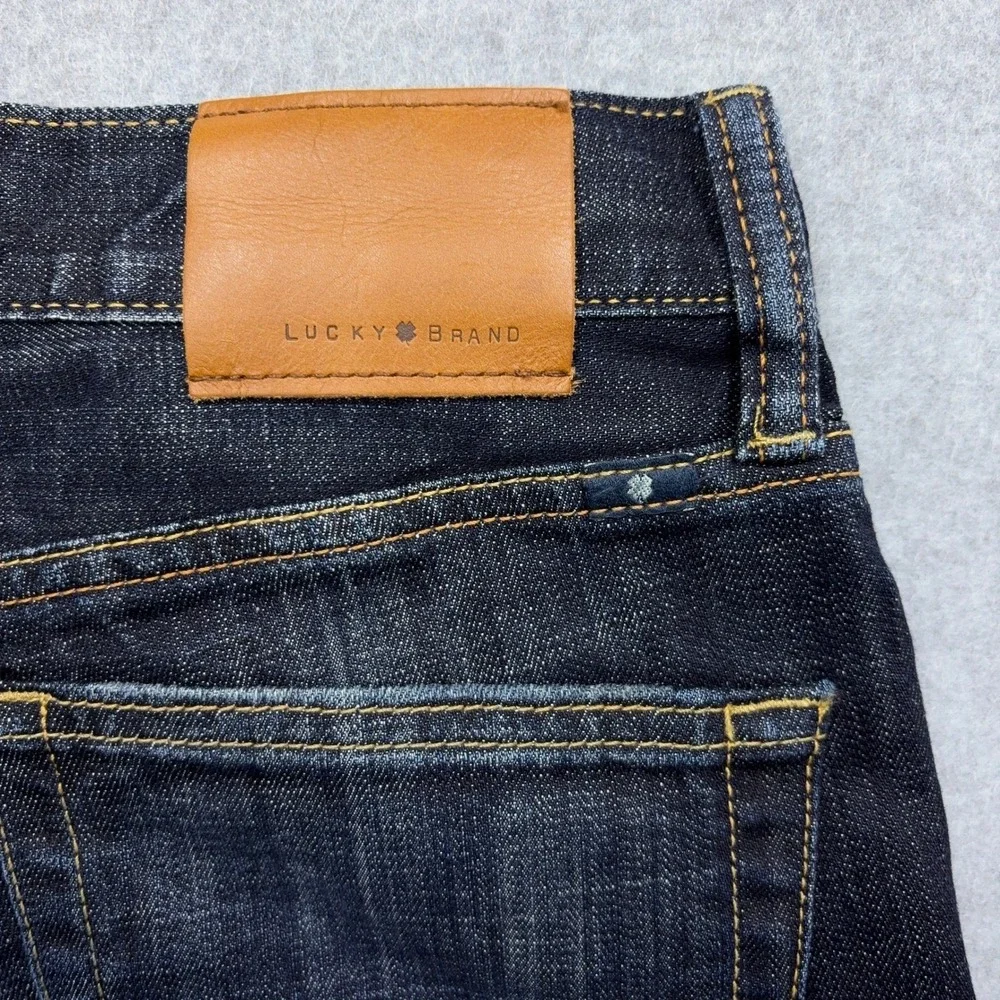Lucky Brand 329 Classic Straight Jeans Mens 30x30 Indigo Blue Denim Stretch NWT